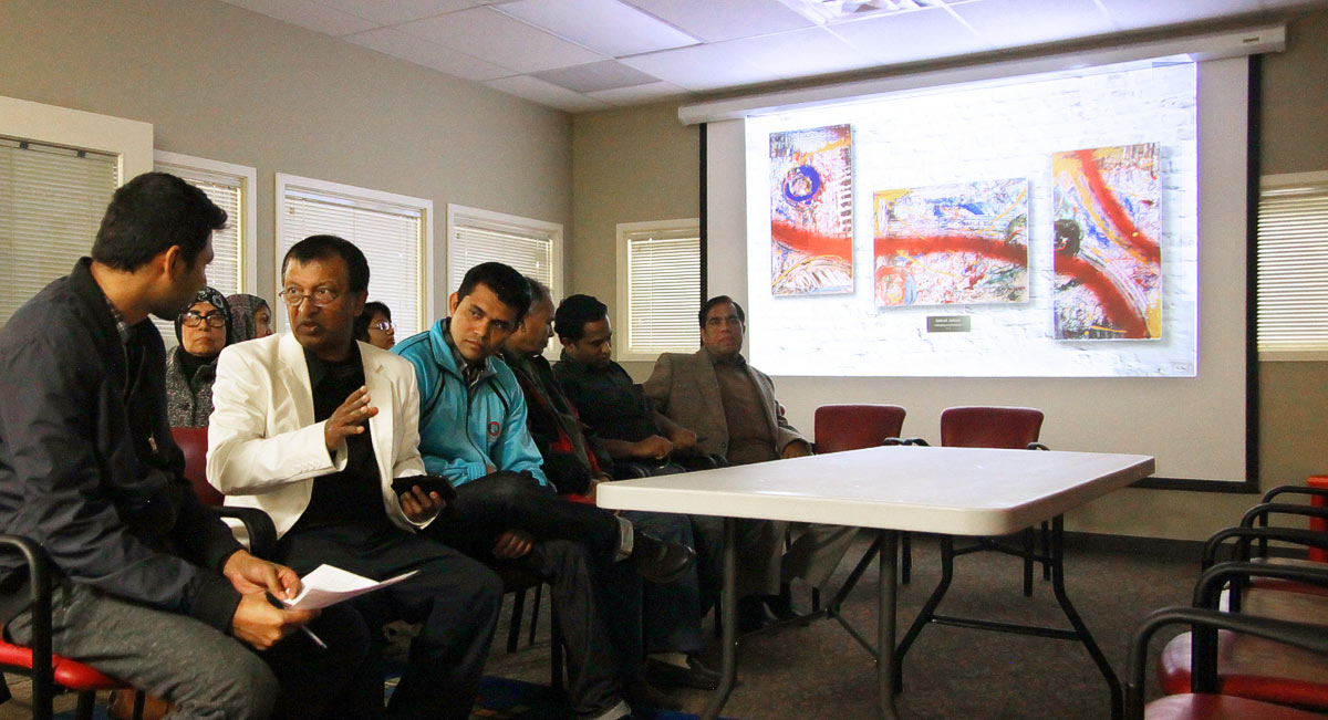 Open discussion in the program room Open discussion in the program room